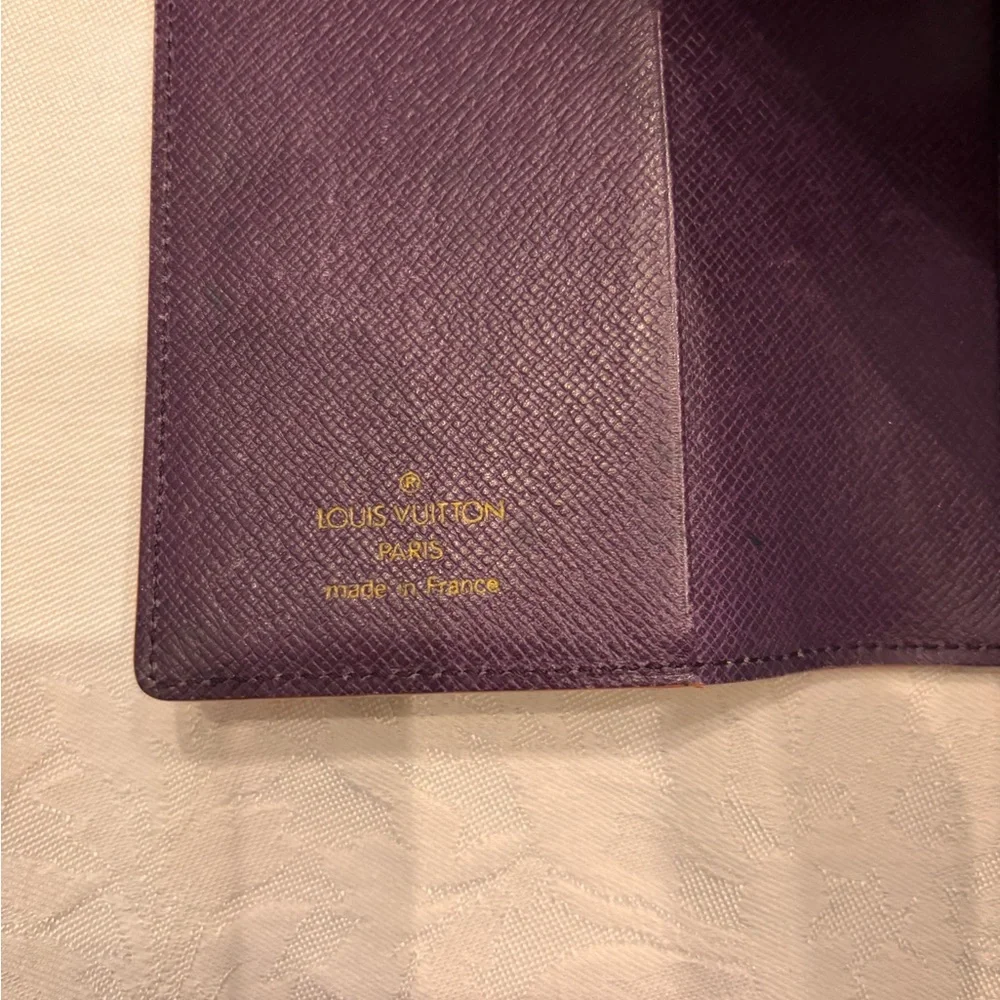 Vintage Louis Vuitton Epi Yellow Wallet w/Purple Interior 90s Maximalist - Picture 5 of 8